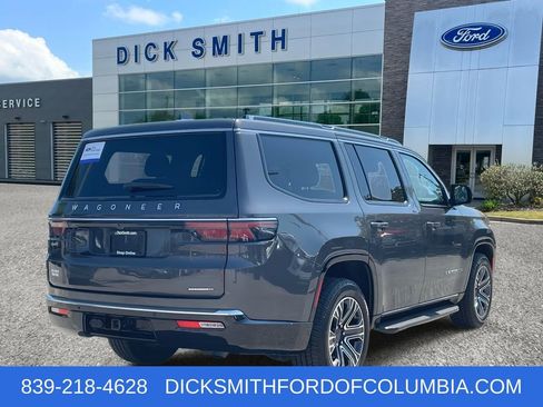 Used 2024 Jeep Wagoneer Series II w/ HD Trailer Tow Package image 6