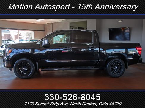 Used 2019 Nissan Titan S image 7