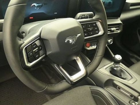 New 2026 Ford Mustang GT w/ GT Performance Package RWD image 12