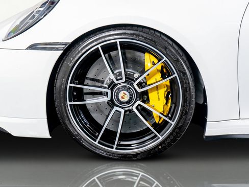 Used 2022 Porsche 911 Turbo S image 19