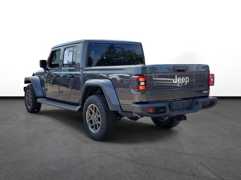 Used 2021 Jeep Gladiator Overland w/ Popular Equipment Package AWD/4WD image 3
