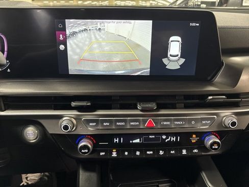 Used 2023 Kia Telluride LX image 18