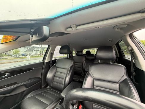 Used 2019 Kia Sorento EX FWD image 8