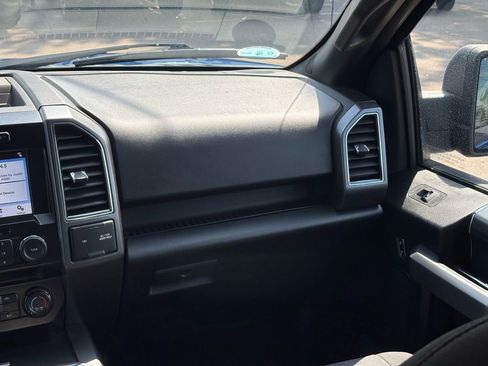 Used 2018 Ford F150 XLT w/ Equipment Group 302A Luxury AWD/4WD image 12