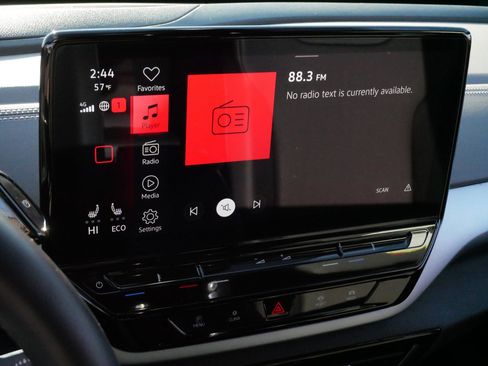 Used 2023 Volkswagen ID.4 Pro S image 22