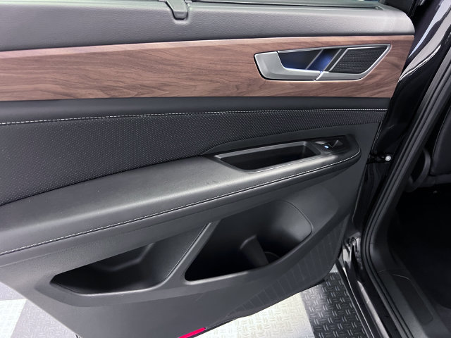 Certified 2024 Volkswagen Atlas SE FWD image 18