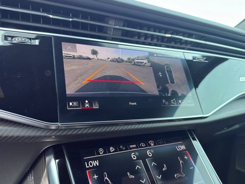 Used 2024 Audi SQ8 Prestige AWD/4WD image 20