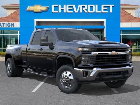 New 2026 Chevrolet Silverado 3500 LT w/ All Star Edition image 7