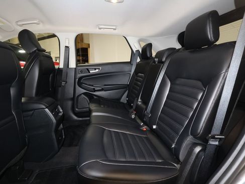 Used 2024 Ford Edge SEL image 23