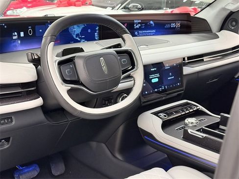 New 2025 Lincoln Navigator L Black Label w/ Black Label Special Edition image 31