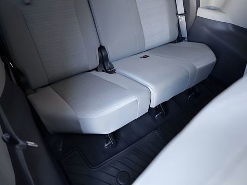 Certified 2022 Toyota Sienna LE image 29