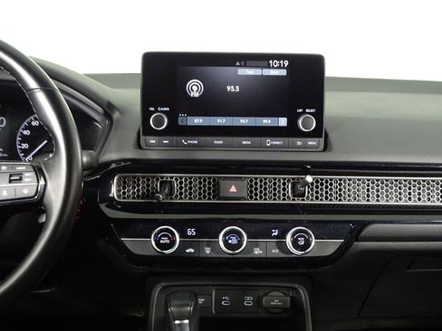 Used 2025 Honda Civic Sport image 26