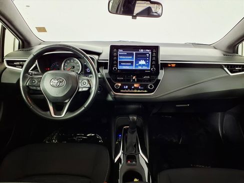 Used 2020 Toyota Corolla Hatchback image 14