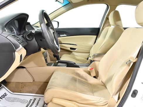 Used 2012 Honda Accord LX image 6