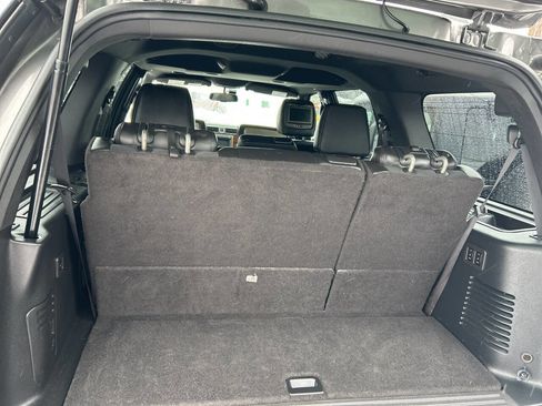 Used 2014 Lincoln Navigator 4WD image 12