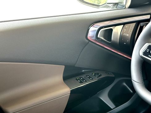 New 2026 BMW X3 xDrive30 w/ Premium Package image 18