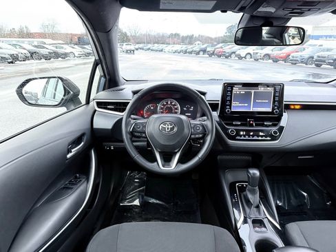 Used 2020 Toyota Corolla SE image 32