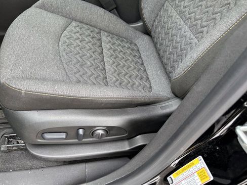 Certified 2024 Chevrolet Equinox LT w/ LPO, Floor Liner Package image 17