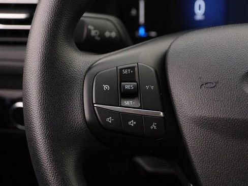 Certified 2025 Ford Escape Active image 11