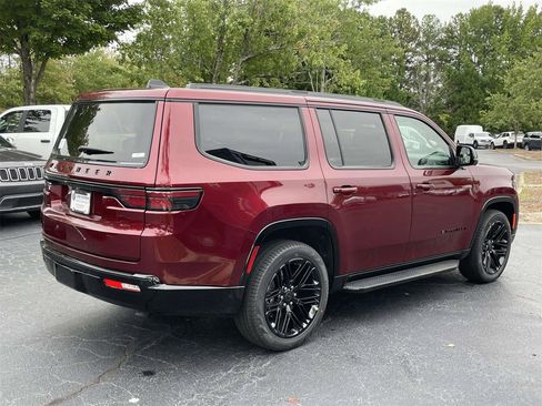 New 2025 Jeep Wagoneer Series II w/ Convenience Group I image 9