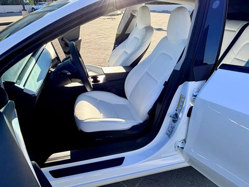 Used 2023 Tesla Model 3 Standard Range RWD image 25