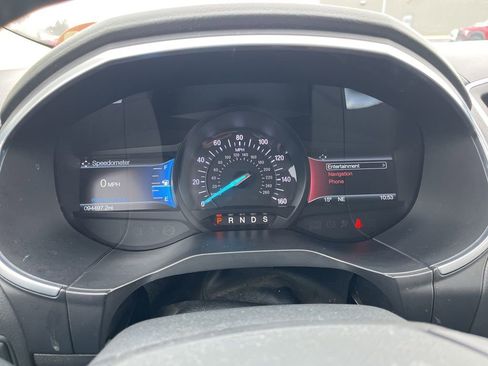 Used 2018 Ford Edge Titanium w/ Technology Package image 17