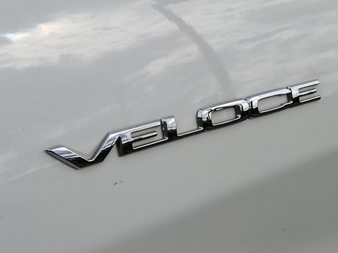 Used 2024 Alfa Romeo Stelvio Veloce image 34