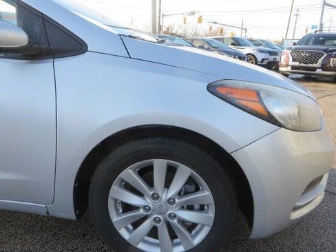 Used 2016 Kia Forte Koup EX image 17