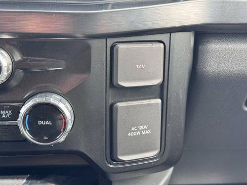 Used 2025 Ford F450 Lariat image 22