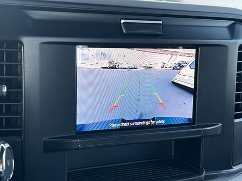 New 2026 Ford F250 XL w/ XL Chrome Package image 17