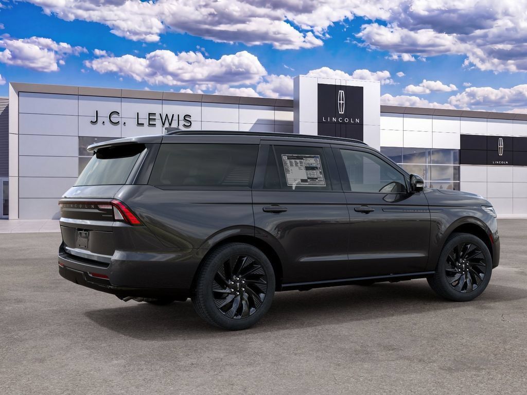 New 2027 Lincoln Navigator Reserve w/ Jet Appearance Package AWD/4WD image 6