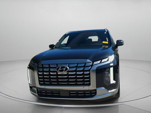 Used 2024 Hyundai Palisade Calligraphy image 8