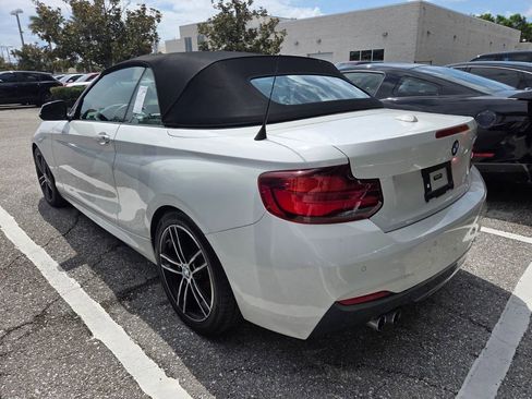 Used 2020 BMW 230i Convertible w/ M Sport Package RWD image 3