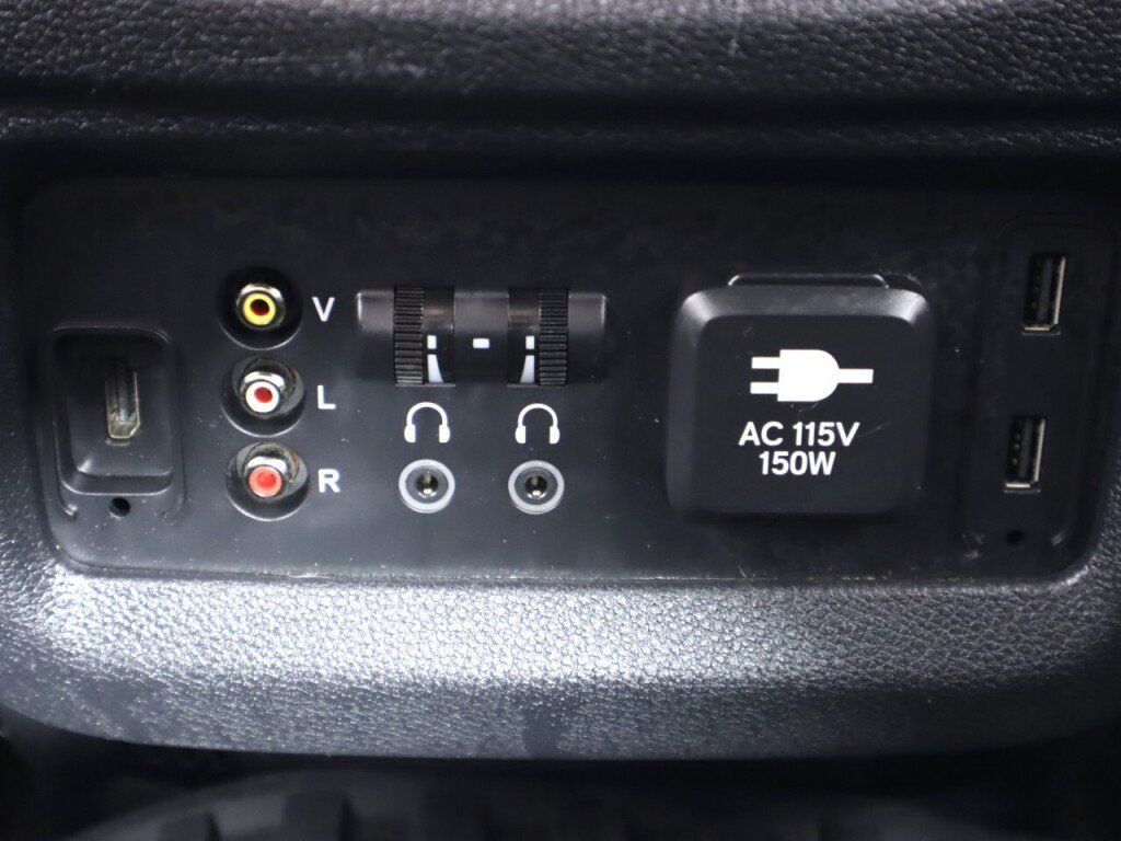 Used 2017 Honda Pilot Elite image 40