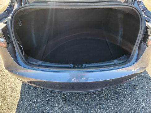 Used 2022 Tesla Model 3 image 29