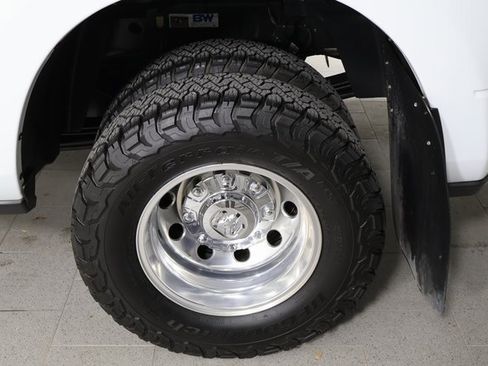 Used 2024 RAM 3500 Laramie w/ Towing Technology Group image 12