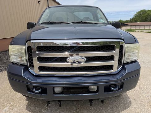 Used 2005 Ford F250 XLT AWD/4WD image 4