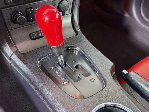 Used 2003 Ford Thunderbird RWD image 17