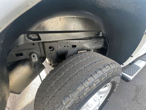 Used 2018 RAM 2500 Tradesman w/ Snow Chief Group image 31