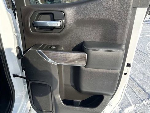 Used 2020 Chevrolet Silverado 1500 LTZ image 10