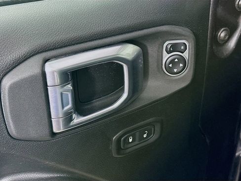 Certified 2022 Jeep Wrangler Unlimited Sport image 28