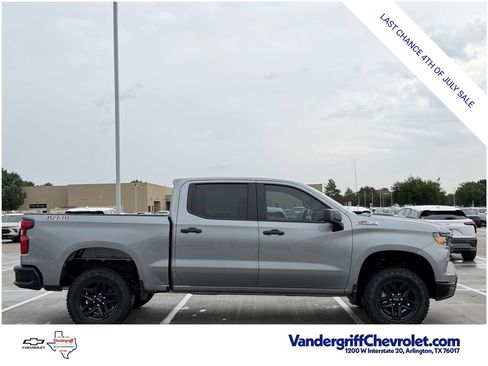 New 2026 Chevrolet Silverado 1500 Custom Trail Boss AWD/4WD image 3
