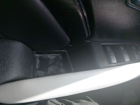 Used 2025 GMC Canyon AT4 w/ AT4X Package image 24