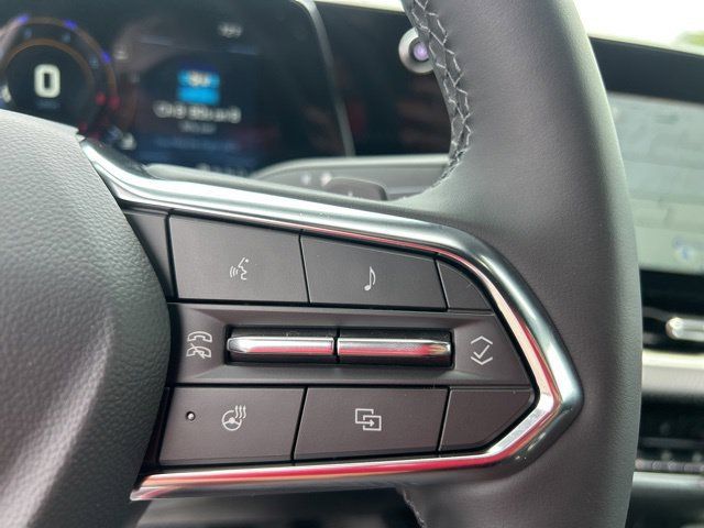 New 2026 Chevrolet Equinox LT w/ Convenience Package II FWD image 19