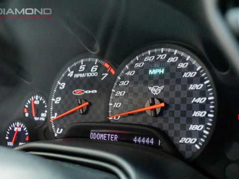 Used 2004 Chevrolet Corvette Z06 w/ Z06 Preferred Equipment Group image 80