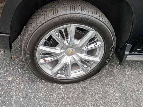 Certified 2025 Chevrolet Silverado 1500 High Country image 12