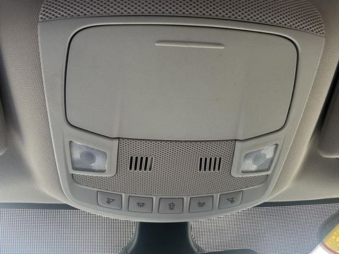 Used 2024 Ford Edge SEL image 27