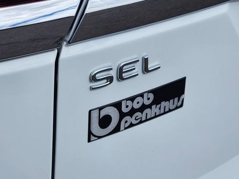 Used 2021 Volkswagen Atlas SEL image 30