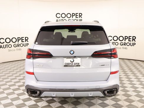 New 2026 BMW X5 xDrive40i w/ M Sport Package AWD/4WD image 22