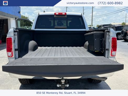 Used 2018 RAM 1500 Laramie w/ Convenience Group AWD/4WD image 12
